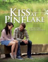 Pine Lake’teki Öpücük izle (2012)