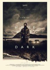 Karanlıkta Eve Dönüş izle (2021)